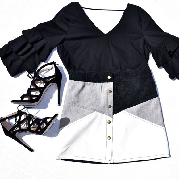 Luxe Label Dresses & Skirts - COLOR BLOCK BUTTON CORDUROY MINI SKIRT in black